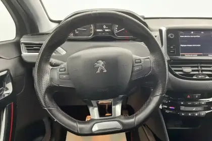 Photo 10 Peugeot 2008  1.2 PureTech 110ch S&S BVM5