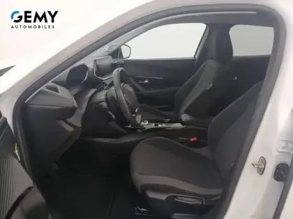 Photo 29 Peugeot 2008  Electrique 136 ch