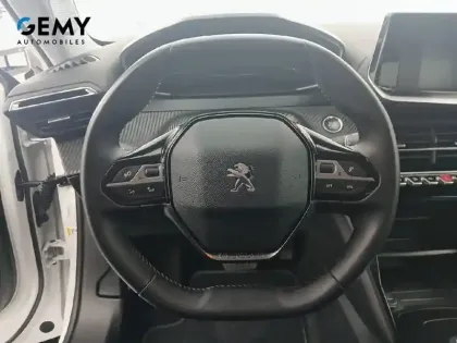 Photo 33 Peugeot 2008  Electrique 136 ch