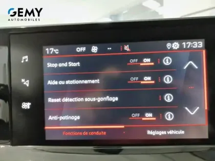 Photo 16 Peugeot 208  PureTech 100 S&S BVM6