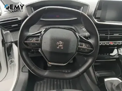 Photo 36 Peugeot 208  PureTech 100 S&S BVM6
