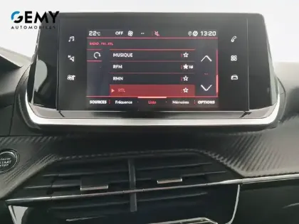 Photo 37 Peugeot 208  PureTech 100 S&S BVM6