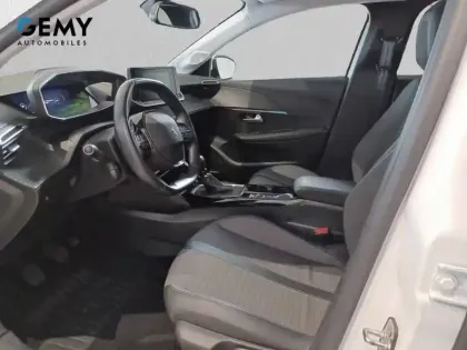 Photo 8 Peugeot 208  PureTech 100 S&S BVM6