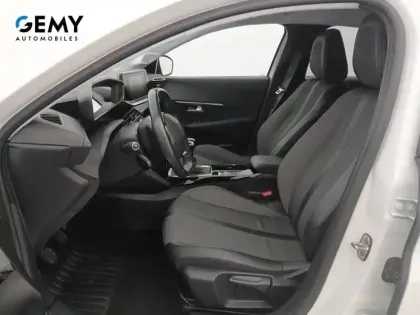 Photo 32 Peugeot 208  PureTech 100 S&S BVM6