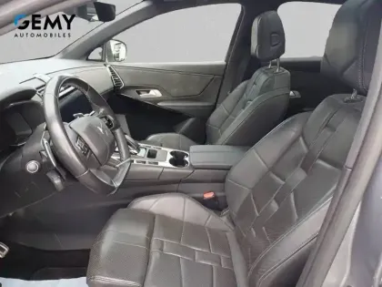 Photo 8 DS DS 7 DS7 Crossback Hybride E-Tense 300 EAT8 4x4