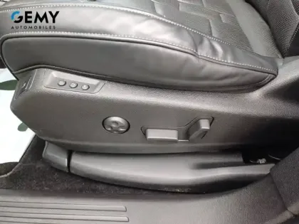 Photo 14 DS DS 7 DS7 Crossback Hybride E-Tense 300 EAT8 4x4