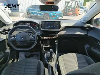 Photo 7 Peugeot 208  PureTech 100 S&S BVM6