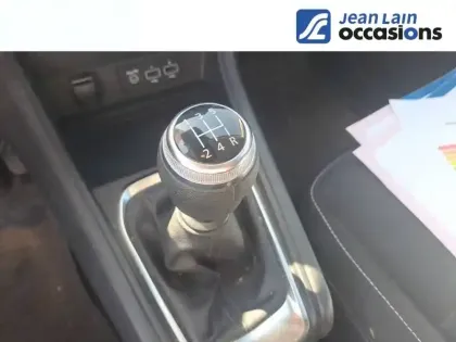 Photo 12 Renault Captur  TCe 100