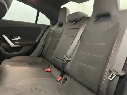 Photo 37 Mercedes CLA  Coupé 200 d 8G-DCT
