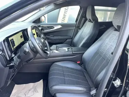 Photo 9 Renault Austral  E-Tech hybrid 200