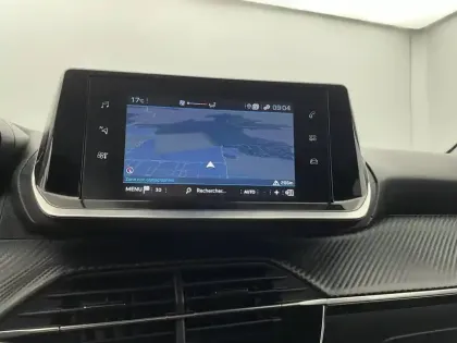 Photo 19 Peugeot 208  PureTech 100 S&S BVM6
