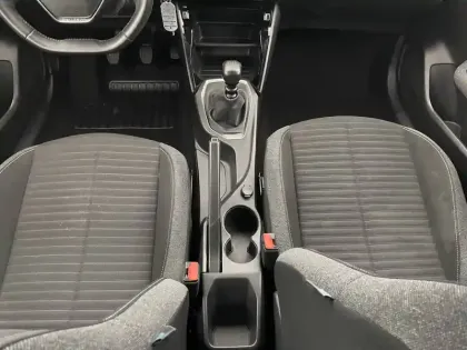 Photo 24 Peugeot 208  PureTech 100 S&S BVM6