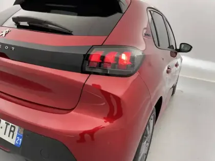 Photo 30 Peugeot 208  PureTech 100 S&S BVM6