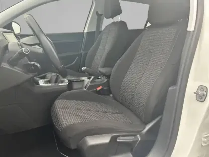 Photo 30 Peugeot 308  BlueHDi 100ch S&S BVM6