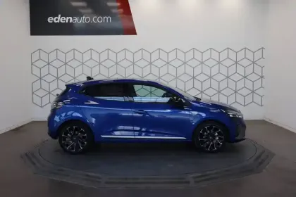 Photo 5 Renault Clio  E-Tech full hybrid 145
