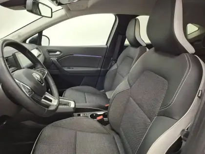 Photo 40 Renault Captur  E-Tech hybride 145