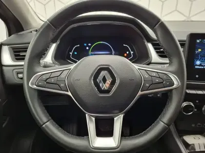 Photo 38 Renault Captur  E-Tech hybride 145