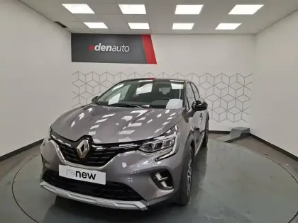 Photo 10 Renault Captur  E-Tech hybride 145