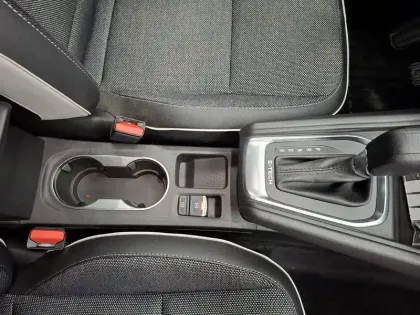 Photo 33 Renault Captur  E-Tech hybride 145