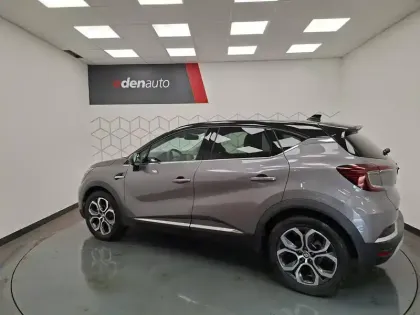 Photo 5 Renault Captur  E-Tech hybride 145