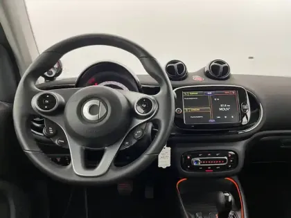Photo 20 Smart Fortwo  Coupé 82 ch