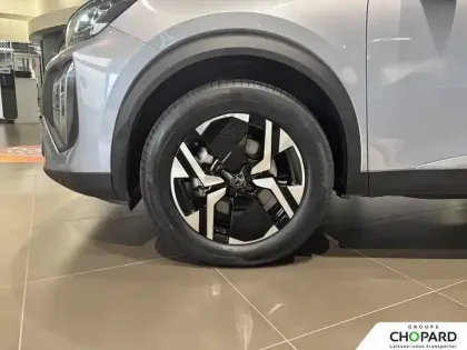 Photo 8 Peugeot 2008  Hybrid 145 e-DCS6