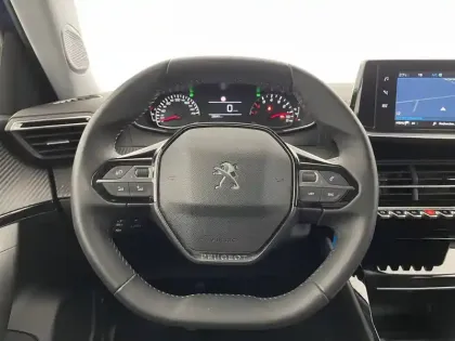 Photo 54 Peugeot 2008  PureTech 100 S&S BVM6