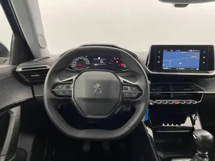Photo 53 Peugeot 2008  PureTech 100 S&S BVM6