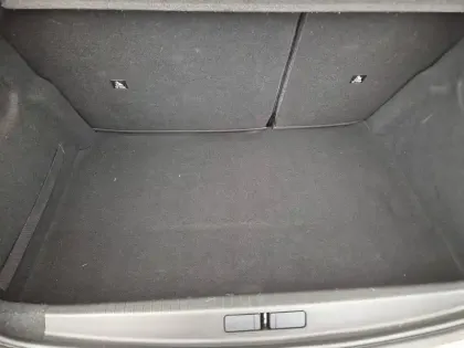 Photo 5 Peugeot 208  Electrique 50 kWh 136ch