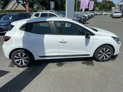 Photo 5 Renault Clio  E-Tech full hybrid 145