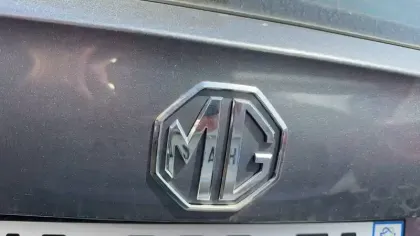 Photo 10 Mg ZS  1.5 L Hybrid+ 197 ch