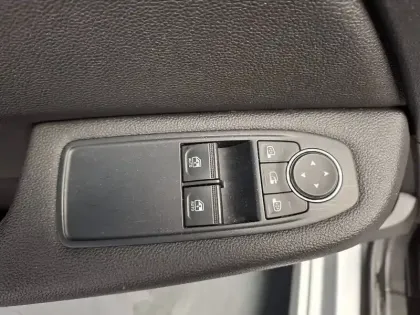 Photo 16 Renault Clio  Blue dCi 85