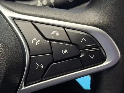 Photo 37 Renault Clio  Blue dCi 85