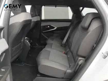 Photo 9 Peugeot 5008  Hybrid 145 ch e-DCS6