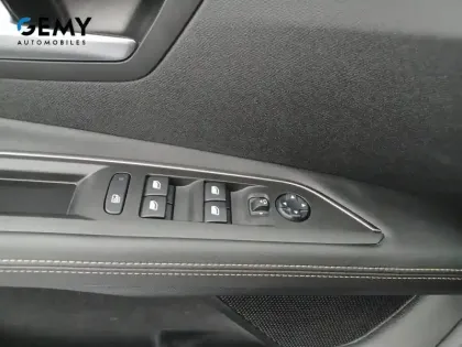 Photo 15 Peugeot 3008  Puretech 130ch S&S BVM6