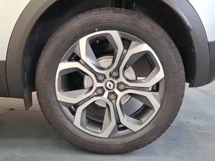 Photo 9 Renault Captur  TCe 90 - 21