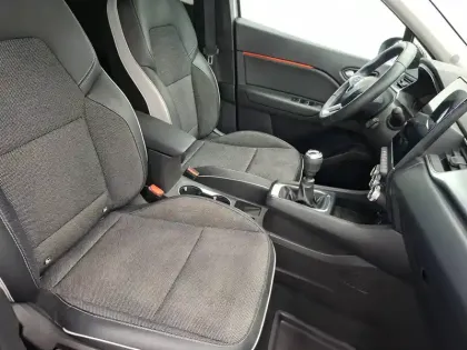 Photo 8 Renault Captur  TCe 90 - 21