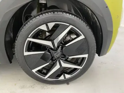 Photo 15 Peugeot 208  PureTech 100 S&S BVM6