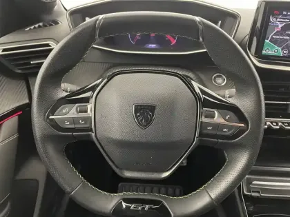 Photo 54 Peugeot 208  PureTech 100 S&S BVM6