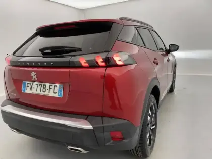 Photo 30 Peugeot 2008  PureTech 130 S&S BVM6