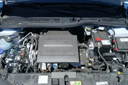 Photo 15 Peugeot 208  Electrique 54 kWh 156ch