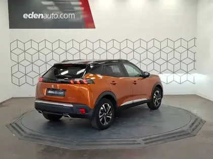 Photo 37 Peugeot 2008  PureTech 130 S&S BVM6
