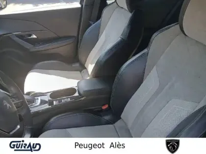 Photo 9 Peugeot 2008  Electrique 136 ch