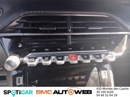 Photo 37 Peugeot 2008  Electrique 136 ch