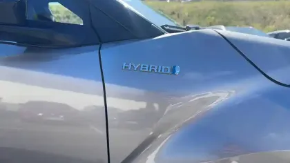 Photo 21 Toyota C-HR  Hybride 2.0L