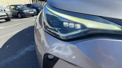 Photo 23 Toyota C-HR  Hybride 2.0L