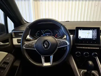 Photo 24 Renault Clio  E-Tech 140 - 21N