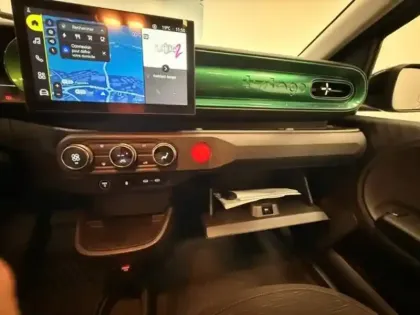 Photo 11 Renault Twingo  E-Tech Electrique 80 ch autonomie urbaine