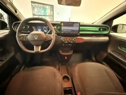 Photo 26 Renault Twingo  E-Tech Electrique 80 ch autonomie urbaine