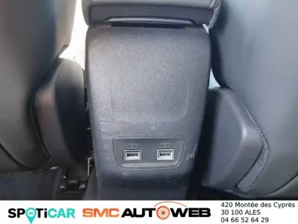 Photo 14 Peugeot 2008  Electrique 136 ch